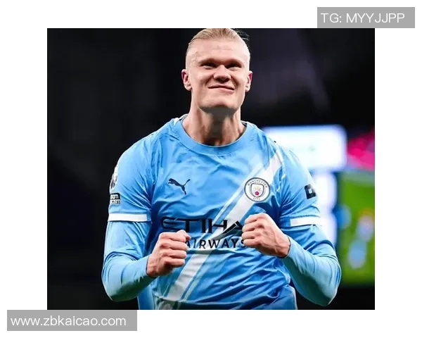 足球明星哈兰德独特跑步姿势解析与训练技巧分享